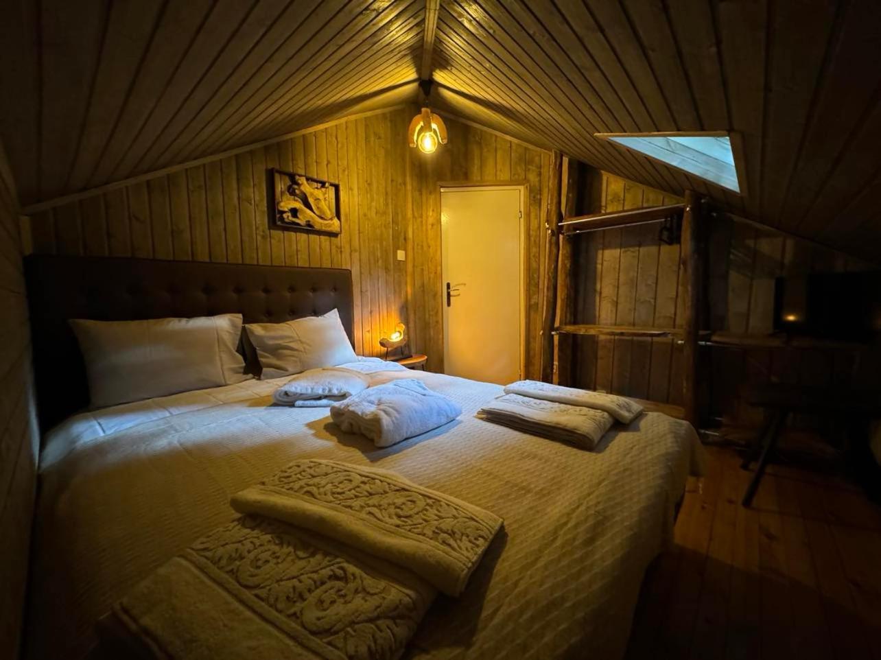 Villa Adis With Hot Pool & Jacuzzi By Bookvillabg Borovets Eksteriør billede